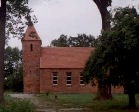 Die Kirche von Roetzenhagen  - Seitenansicht