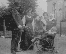 Pastor Meyer und Familie 1913